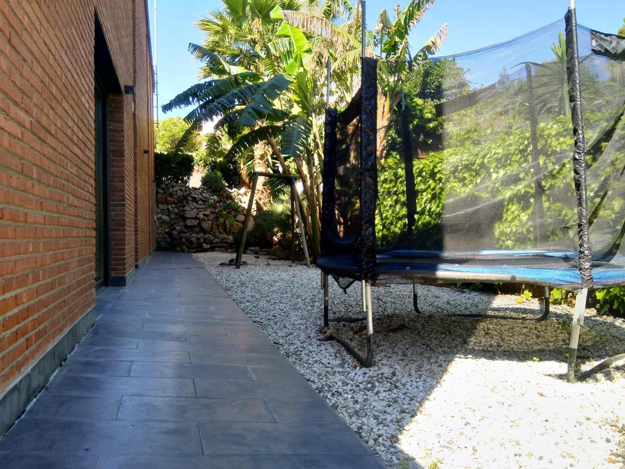 Villa Del Bosque Castelldefels Exterior foto